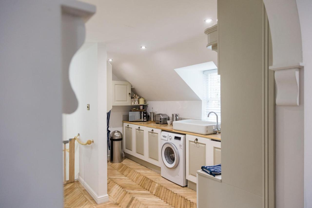 The Coach House Apartment *