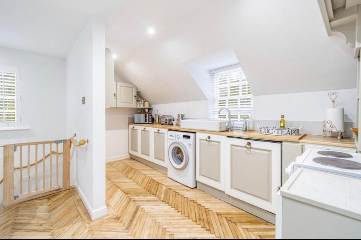 The Coach House Apartment *