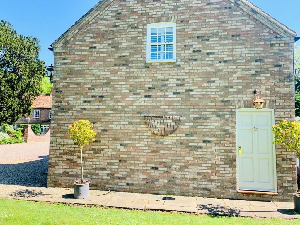The Coach House Apartment *